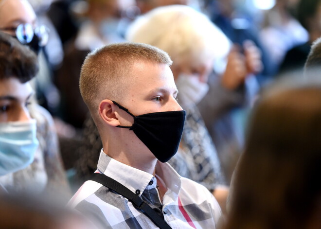 В Латвии тестировать школьников на Covid-19 в дальнейшем будут каждые две недели