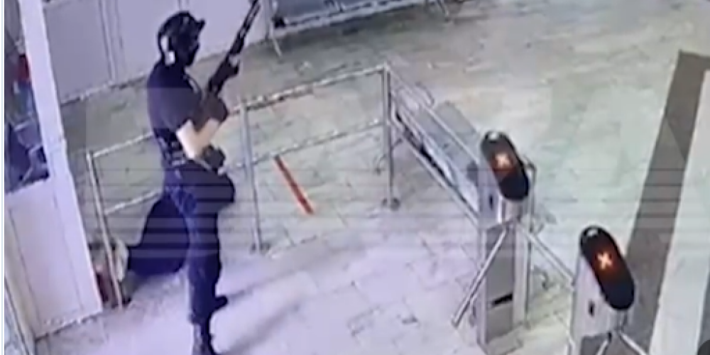 Шокирующие кадры: появилось видео нападения в Пермском университете