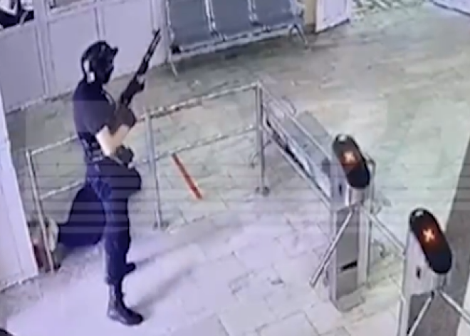 Шокирующие кадры: появилось видео нападения в Пермском университете