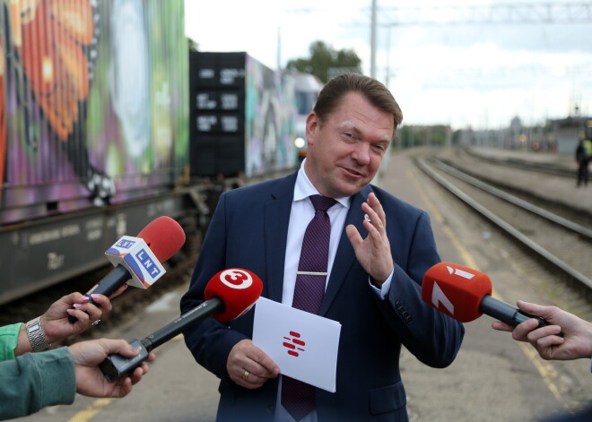 KNAB piemērojis 200 eiro sodus "Latvijas dzelzceļa" padomes locekļiem par piešķirtajām kompensācijām bijušajai valdei