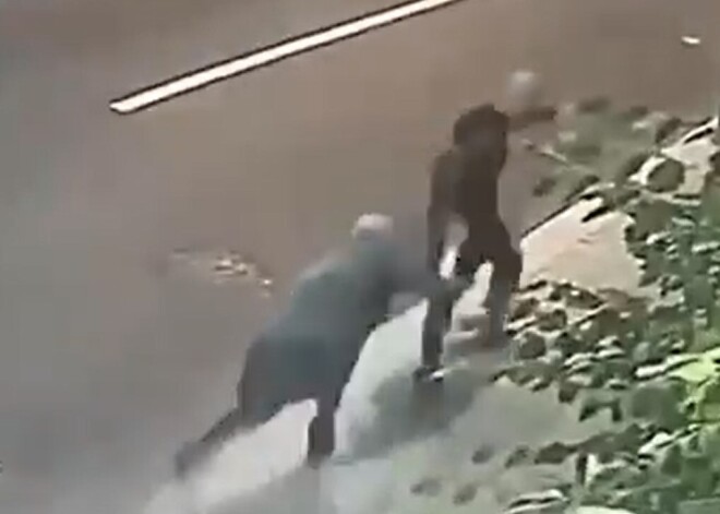 "Злость пересилила": 70-летняя бабушка рассказала, как отбилась от грабителя