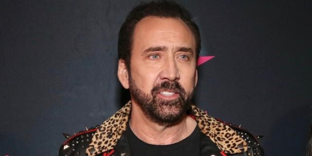 Николас Кейдж (Nicolas Cage) - американский актер, режиссер и продюсер. Получил известность в 80-х после фильма «Птаха» (1984) и «Дикие сердцем» (1990), пика популярности достиг в середине 90-х, завоевав за фильм «Покидая Лас-Вегас» (1995) премии «Оскар», «Золотой глобус», а также ряд других почетных наград.