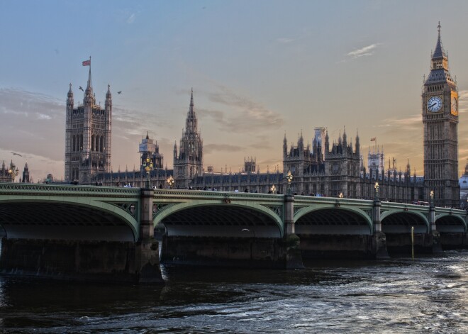 Zēna rituālā nogalināšana: 20 gadus senu slepkavību joprojām uzskata par Londonas lielāko mistēriju