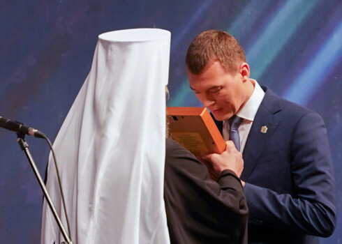 Krievijā iesmej par Habarovskas gubernatora svēto inaugurācijas ceremoniju