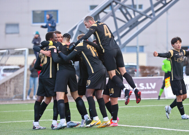 "Valmieras" futbolisti mačā Daugavpilī nostiprinās Latvijas čempionāta otrajā vietā