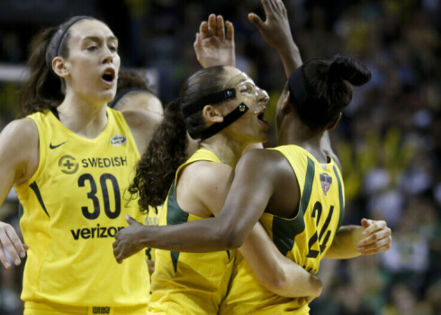 Sietlas "Storm" noliek WNBA čempioņu pilnvaras