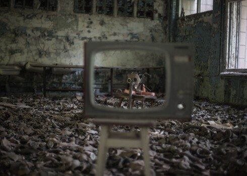 Krievu blogera apskatu par filmu "Černobiļa" bloķē gandrīz 70 valstīs