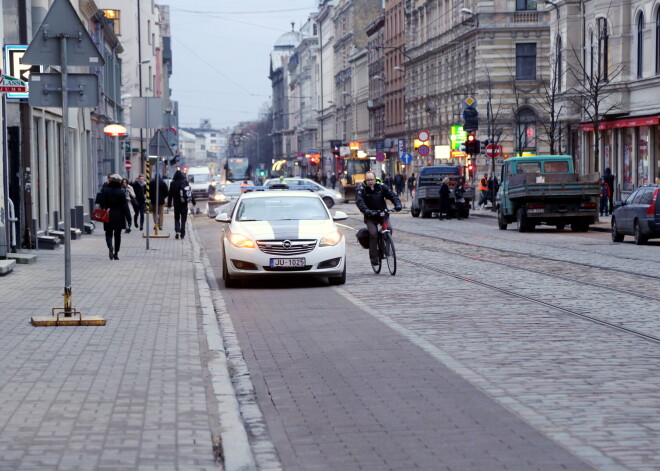 Рижская дума купит новую плитку для ул. Барона