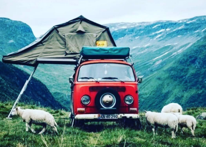 Dzīve kemperī soctīklos izskatās pēc sapņa. Realitātē šāda ceļošana draud pārvērsties murgā...