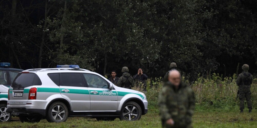 Polija brīdina, ka starp migrantiem uz Baltkrievijas robežas atrodas arī tādi, kuri saistīti ar teroristiem