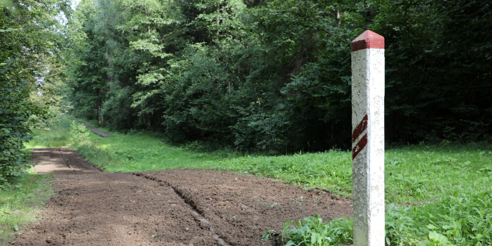 Заключен новый договор о строительстве забора на границе с Беларусью