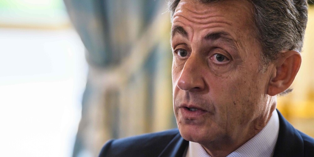 Николя Саркози приговорили к одному году тюрьмы