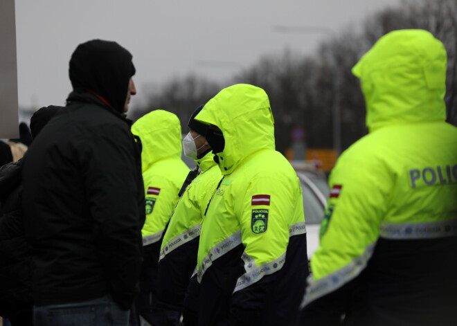 Zibakcijas un mērķētas pārbaudes - policijas vadība sola stingrāku Covid-19 ierobežojumu kontroli