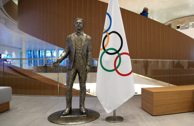 Pjēra de Kubertēna statuja Lozannā, Šveicē.