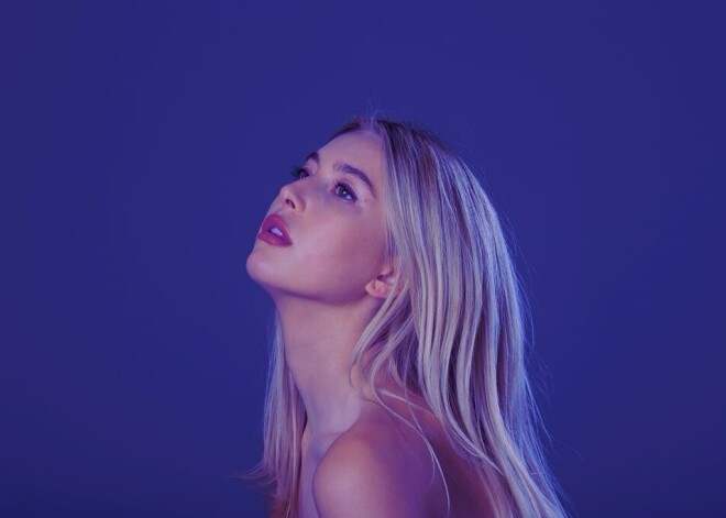 23-летняя дочь Стива Джобса дебютировала на подиуме в Париже