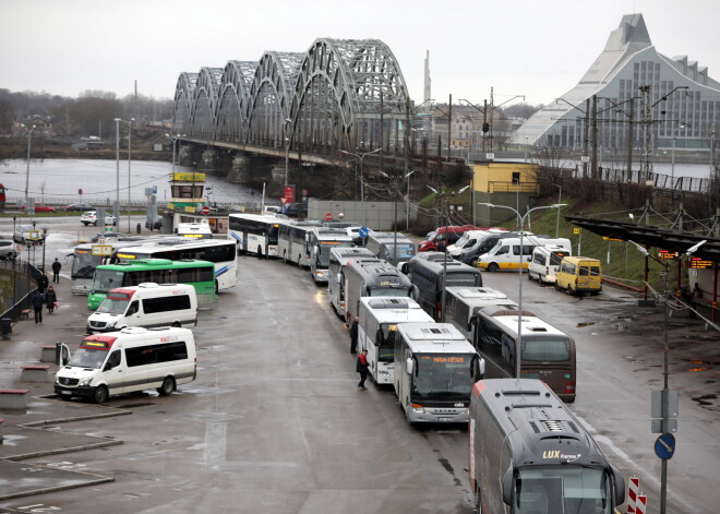 Ar Covid-19 inficētais braucis autobusā no Rīgas uz Talsiem