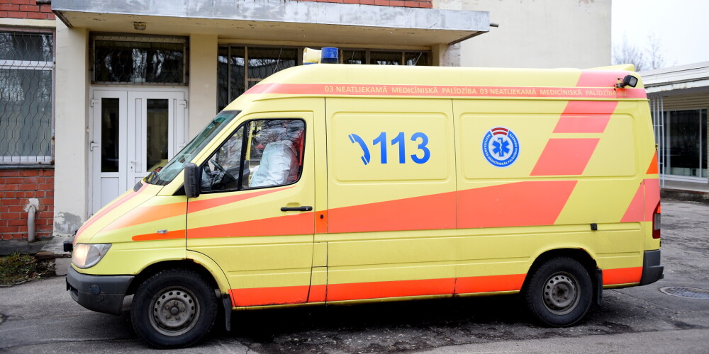 В Латвии меняется принцип работы скорой помощи: она будет реагировать только на определенные вызовы