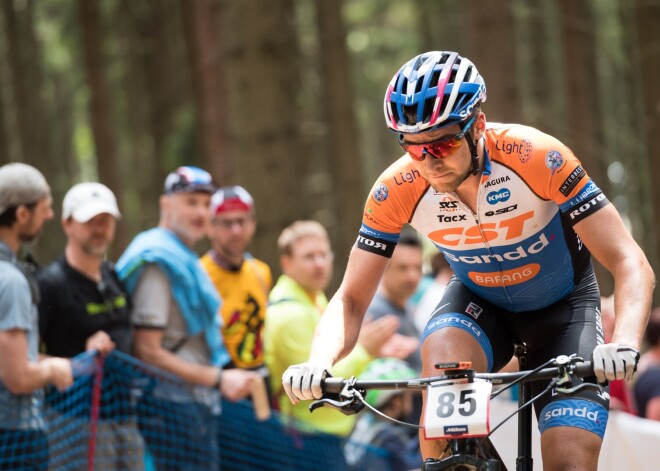 Mārtiņš Blūms pasaules MTB rangā pakāpjas uz 26. vietu