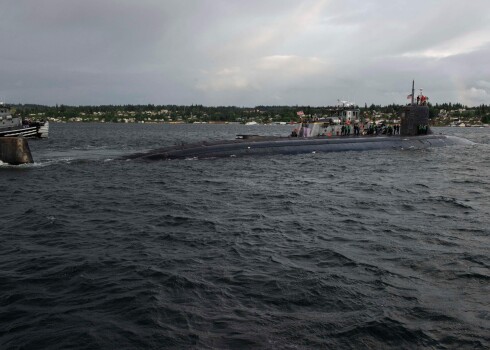 ASV kodolzemūdene Dienvidķīnas jūrā sadūrusies ar nezināmu objektu; ievainoti 11 jūrnieki