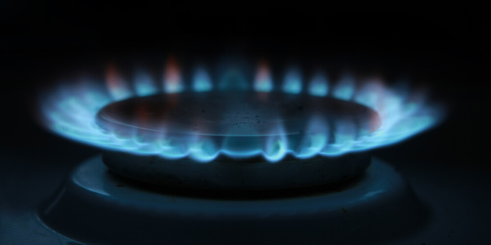 Gāzes un elektrības cenas uzstāda jaunus rekordus. Kādi tam ir iemesli?