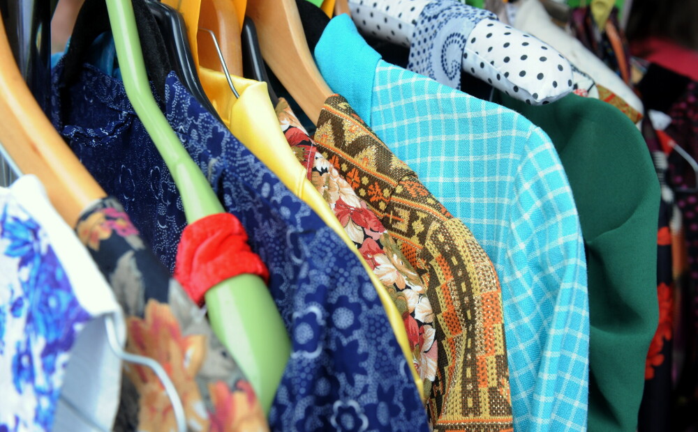 Apģērbu ražošanā izmantos tekstilizstrādājumu atkritumus