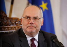 Igaunijas prezidenta amatā stājies Alars Kariss