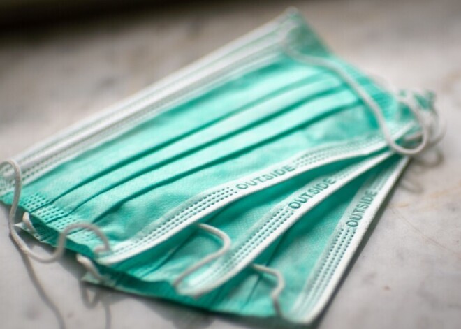 Спит сидя, приступы кашля: латвийский хоккейный судья поделился своим опытом борьбы с Covid-19