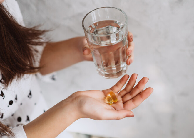 Ментальное здоровье, витамины и женские гормоны: как они связаны между собой