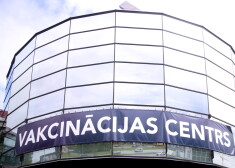 Vakcinācijas centra "ATTA centrs" Krasta ielā.