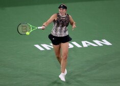 Ostapenko piekāpjas Indianvelsas WTA "1000" sērijas turnīra pusfinālā