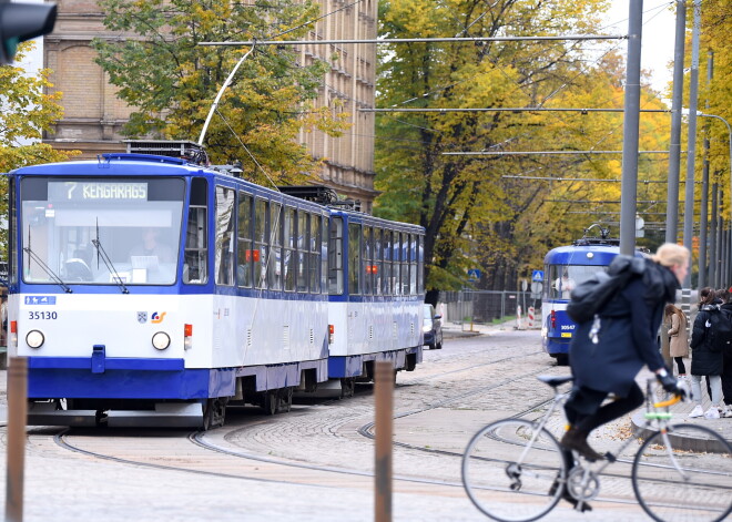 Visiem "Rīgas satiksme" pasažieriem no ceturtdienas jāiegādājas biļetes par pilnu cenu