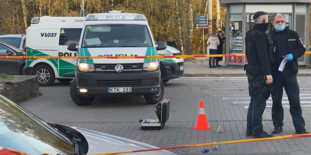 "Всего лишь попросил надеть маску": покупатель магазина в Вильнюсе подстрелил охранника