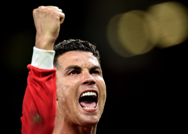 Ronaldu vēlreiz glābj Mančestras "United"