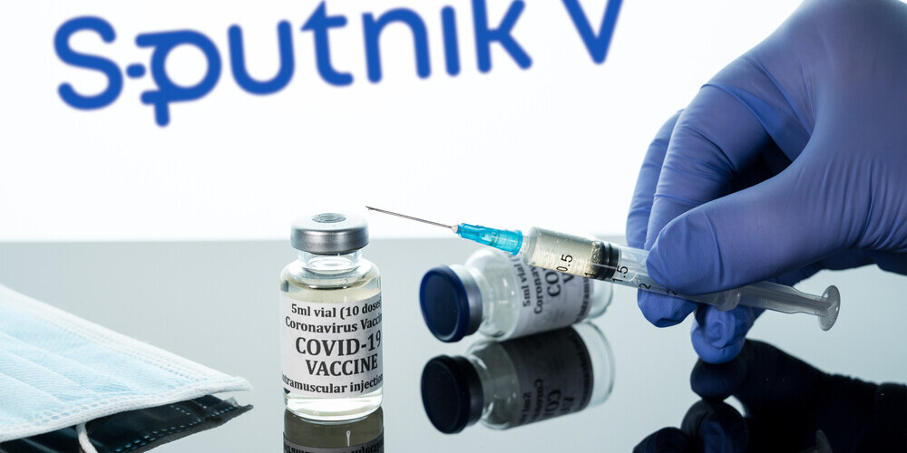 ВОЗ возобновила процедуру одобрения вакцины "Спутник V". Когда она может появится в Европе?