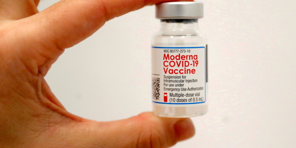 Iedzīvotājiem no 25 gadu vecuma prioritāri rekomendē "Moderna" vakcīnu