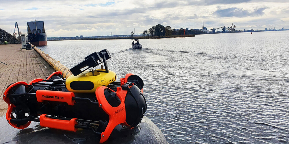 Rīgas brīvostā testē zemūdens dronu tehnoloģijas