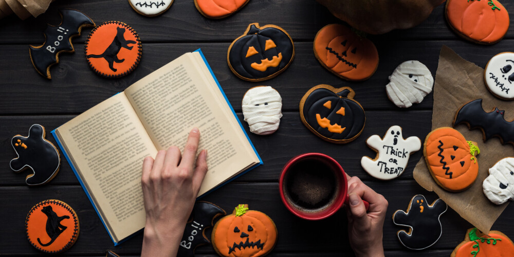 Таинственные детективы и мистический хоррор: 5 книг, которые стоит прочитать перед Хэллоуином
