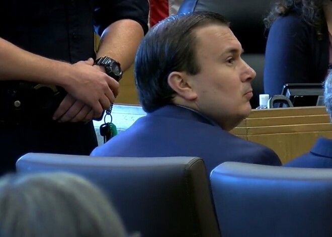 Убившего 4-х пациентов воздухом медбрата признали виновным