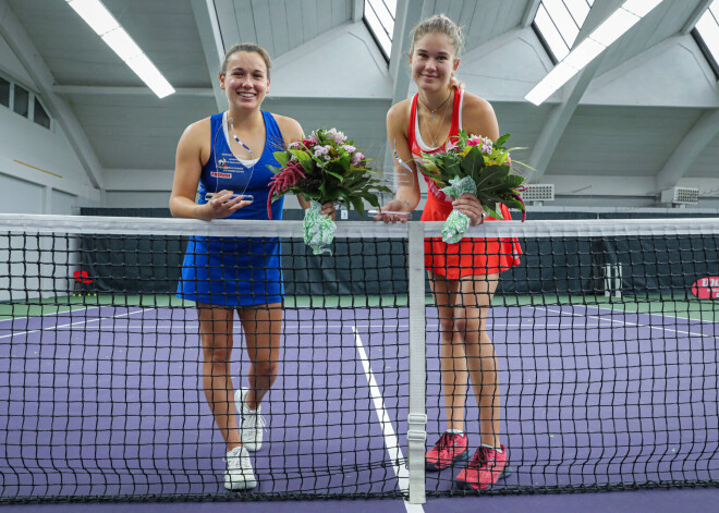 Latvijas tenisiste Bartone izcīna savu pirmo ITF dubultspēļu titulu