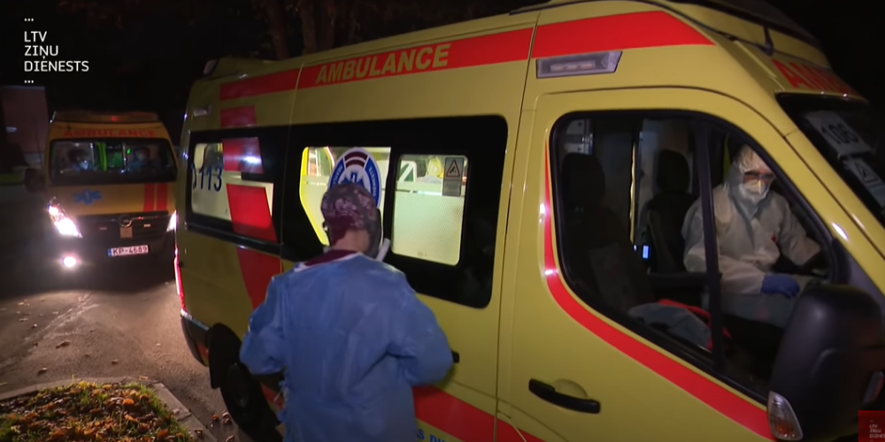 Ждать до пяти часов: журналисты показали, что происходит ночью в больнице Гайльэзерс