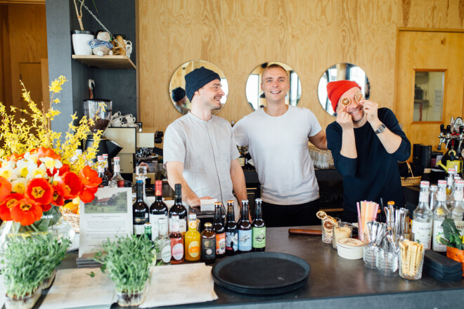 "Engure Cafe" 2017. gadā rosījās Dons, Kaspars Roga, Ģirts Upītis un Laura Timermane.