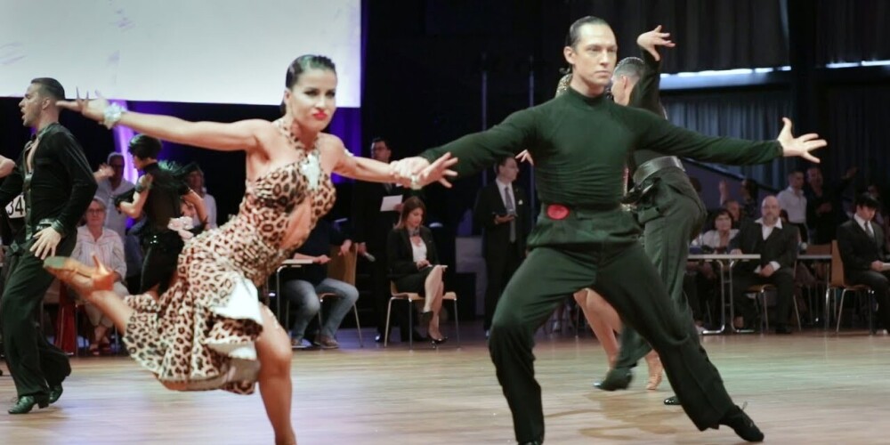 Latvijas pāris izcīna otro vietu pasaules čempionātā Latīņamerikas dejās