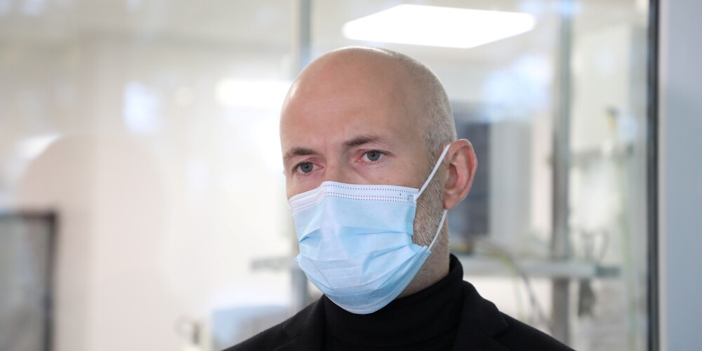 Veselības ministrs Daniels Pavļuts.