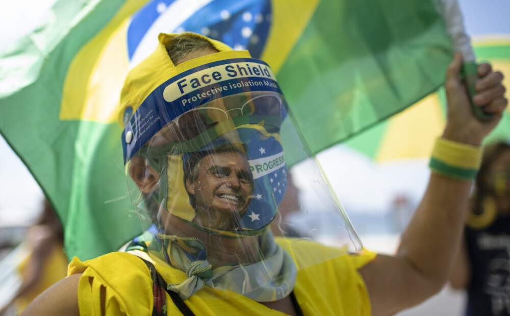 Riodežaneiro atceļ prasību valkāt sejas maskas ārtelpās