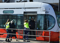 Agrim Laugalim ar jaunajiem Liepājas tramvajiem ilgi braukt nesanāca, jo neģēlīgs uzbrukums viņam atņēma dzīvību.