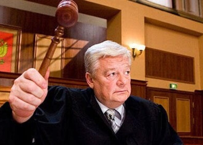 От коронавируса скончался судья из популярной программы НТВ "Суд присяжных"