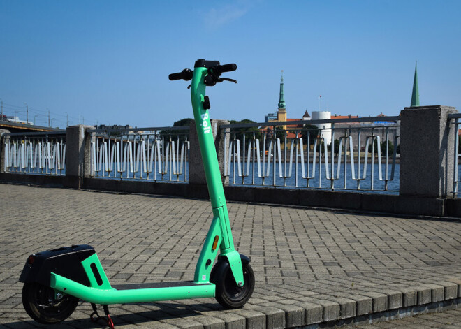 Drošība uz ceļa: kā pārvietoties ar skrejriteni rudenī?