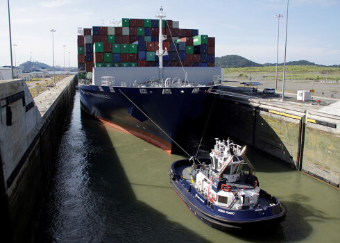 Pārspēts caur Panamas kanālu transportētās tonnāžas rekords