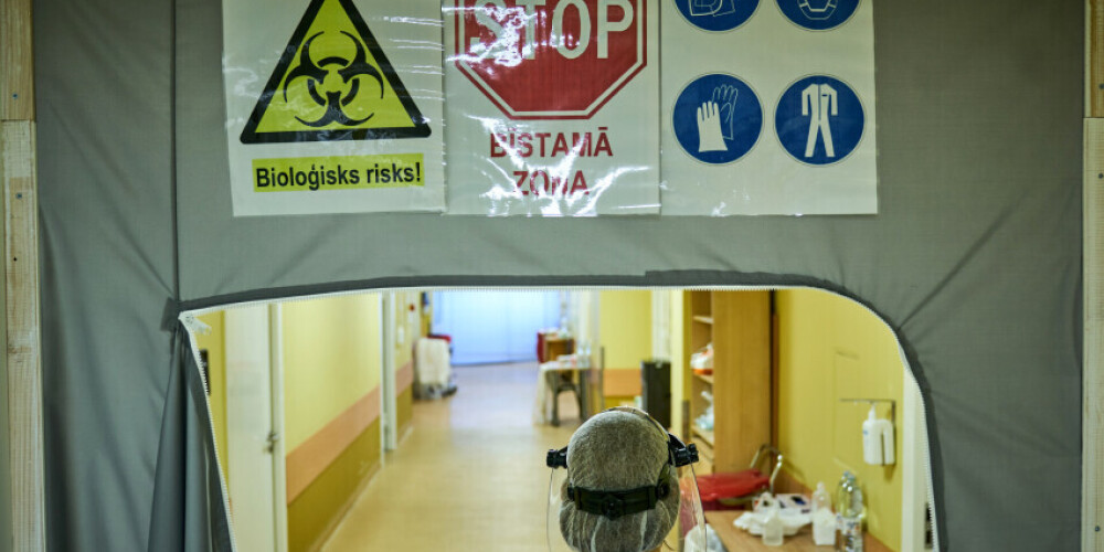 "Эти люди умрут не из-за Covid-19, а из-за тех, кто наплевал на вакцинацию": жесткое обращение доктора Даугавпилсской больницы к непривитым
