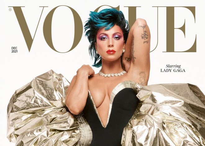 В преддверии выхода фильма "Дом Gucci" Леди Гага снялась обнаженной для Vogue
